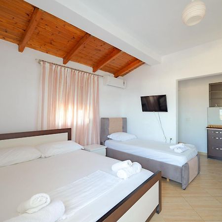 Guesthouse Blue Sky 사밀 외부 사진